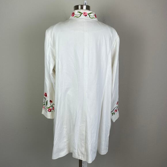Victor Costa White Floral Embroidered Long Line Coat 1X - Picture 5 of 8